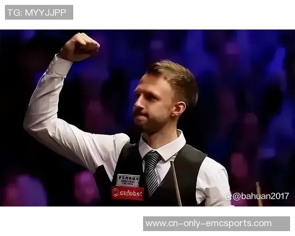 特鲁姆普表明,假如近期不夺冠就换球杆;罗伯逊批判我国赛事球桌袋口大